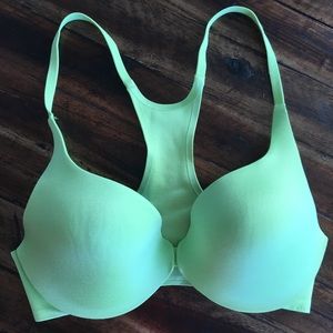 Victoria Secret Incredible Bra 32D